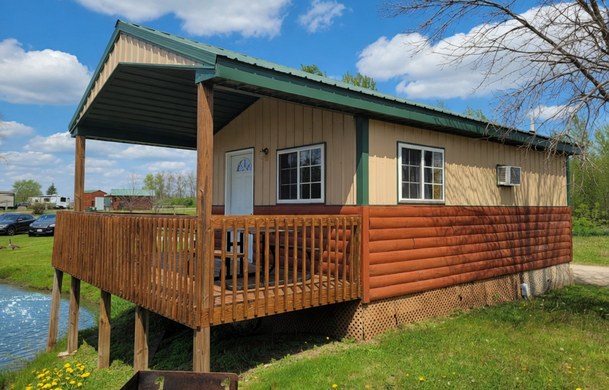 Wheelchair accessible family cabin with ramp at Adventure Bound Beaver Trails
